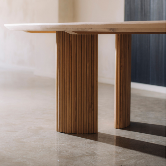 Diamond Shanghai Dining Table