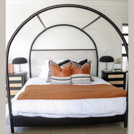 Arch Bed