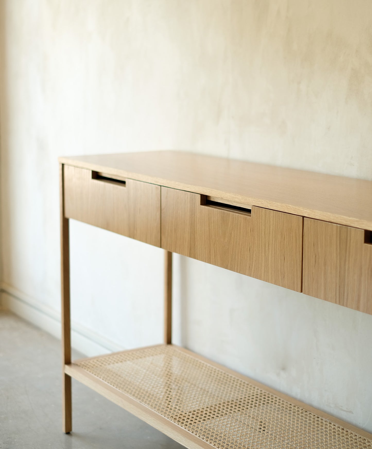 St Tropez Console