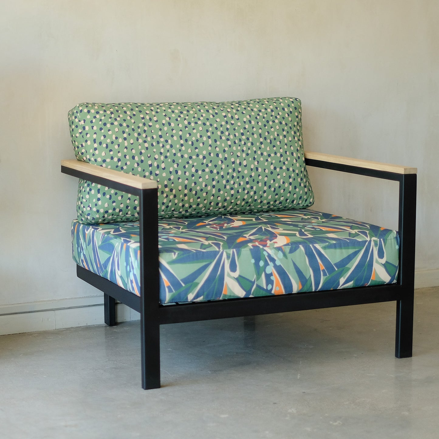 Eclipse Patio Chair // Green Botanical Print