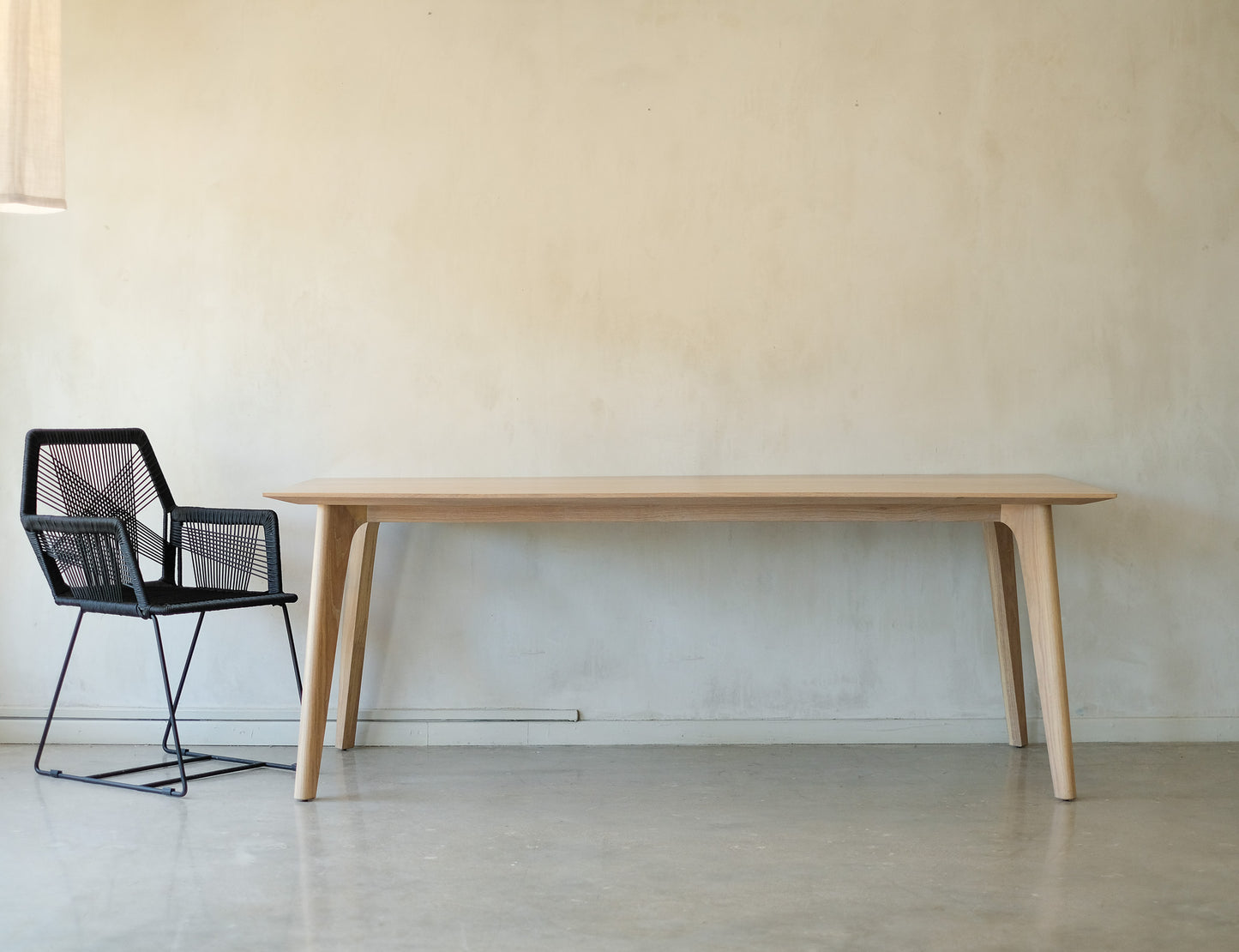 Retro Slim Dining Table