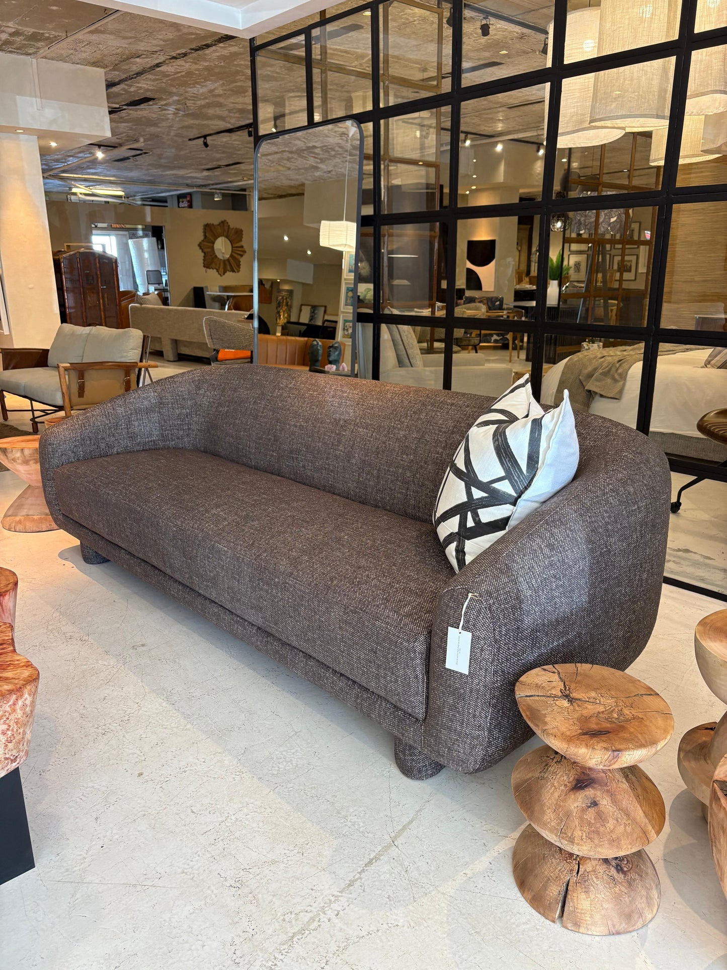 Sikara Sofa