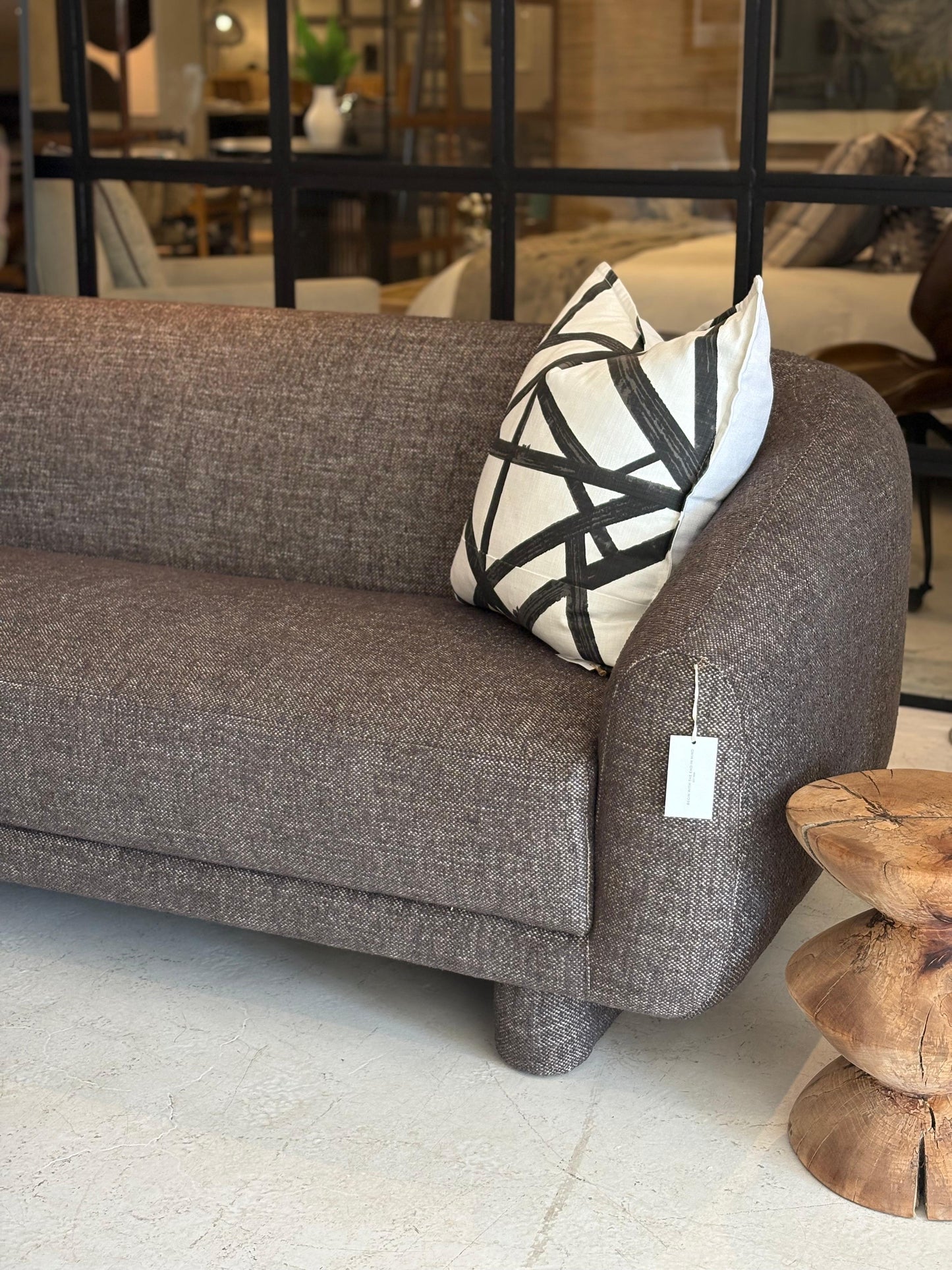 Sikara Sofa
