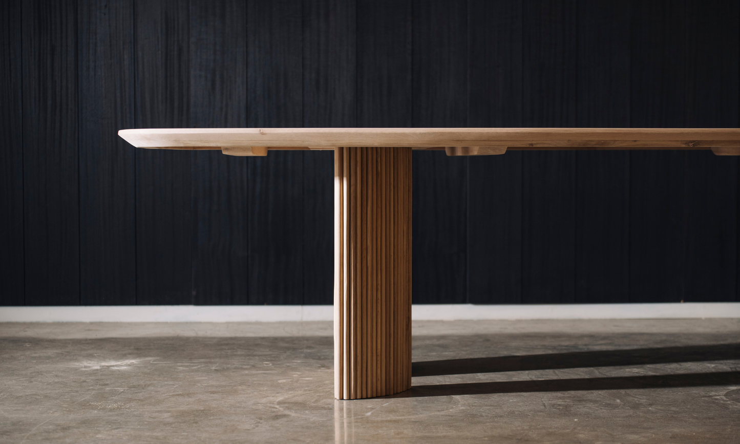 Diamond Shanghai Dining Table