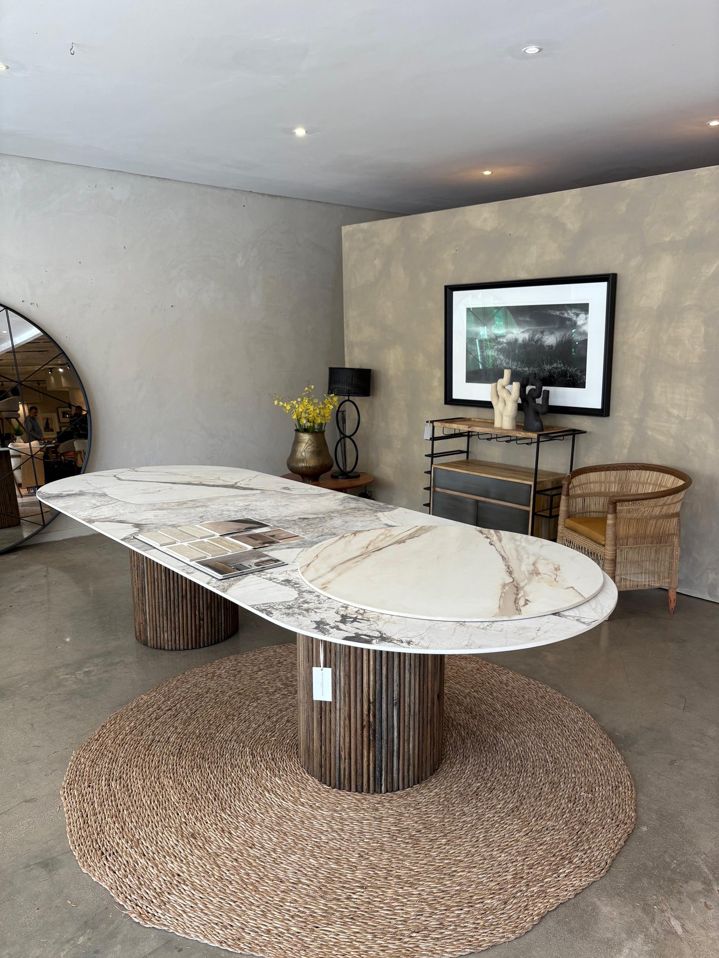 Shanghai Dining Table