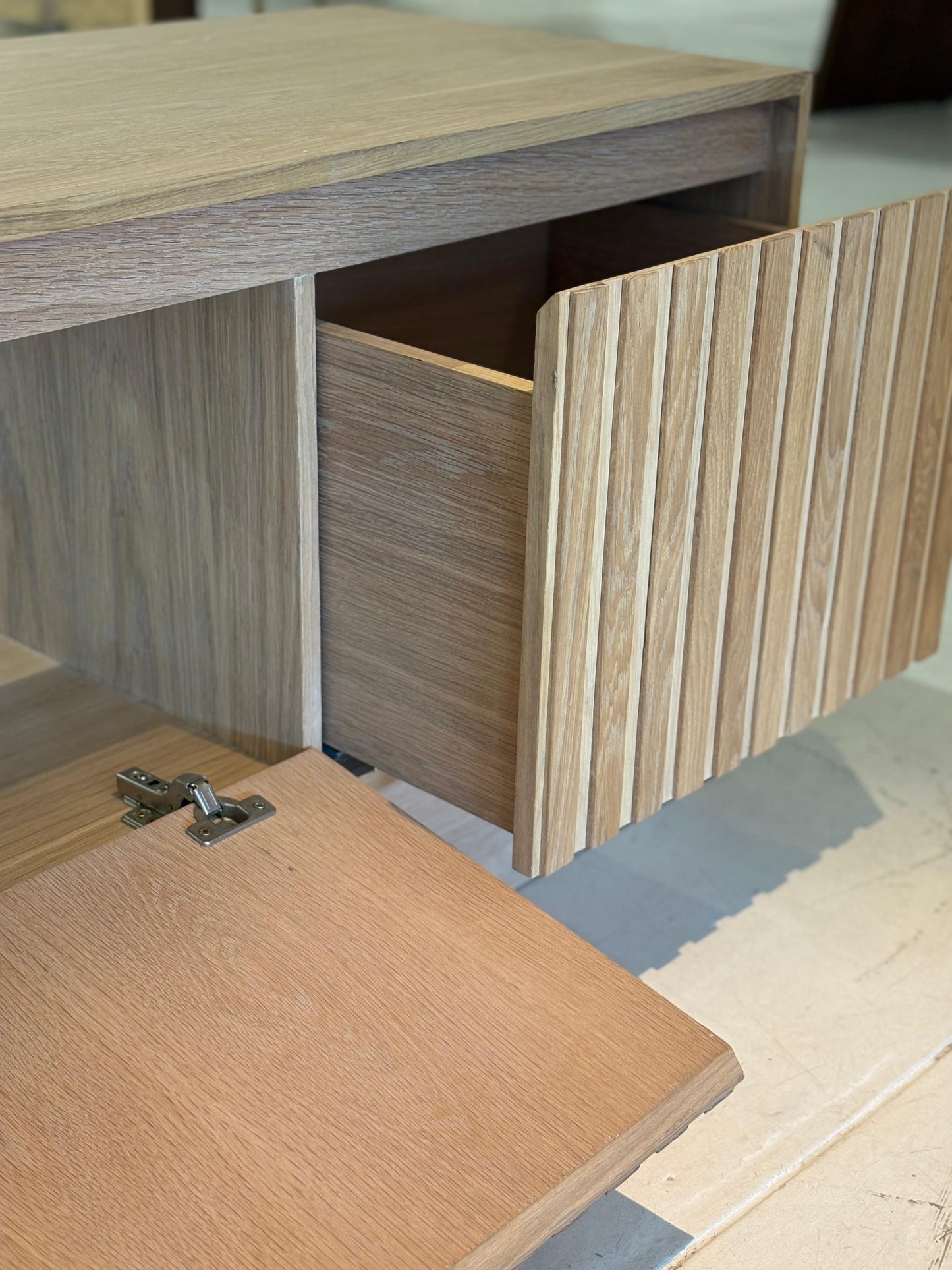 Osaka TV Stand